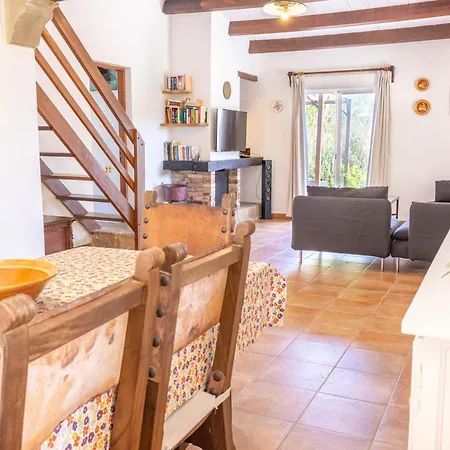 Charming With A/c And Wifi Casa vacanze